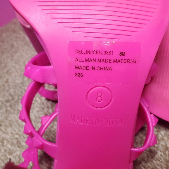 Steve Madden ~ Hot Pink ~ Studded ~ Jelly ~ Block / Chunky heel ~ Sandles ~ 7.5 - Picture 10 of 11